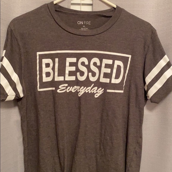 Clothes - Picture 6 of 16